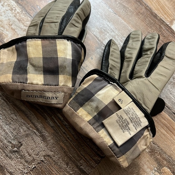 BURBERY LEATHER GLOVES - Picture 5 of 7